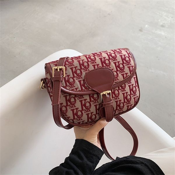 designer sale autumn small bag women's fashion new leisure foreign style one shoulder messenger versatile ins simple saddle